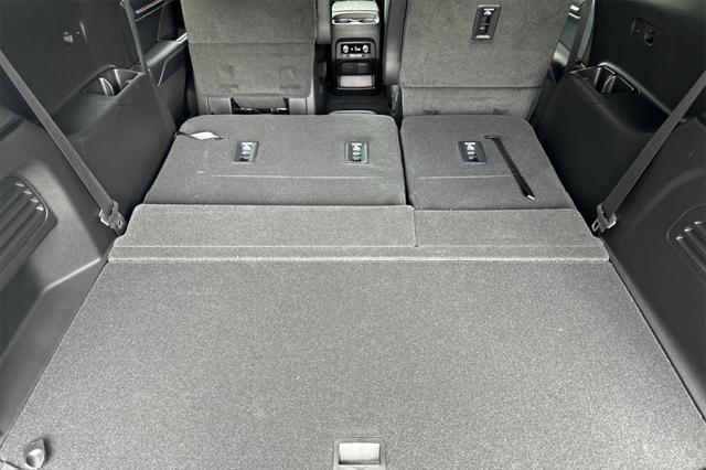 new 2025 GMC Acadia car, priced at $55,034