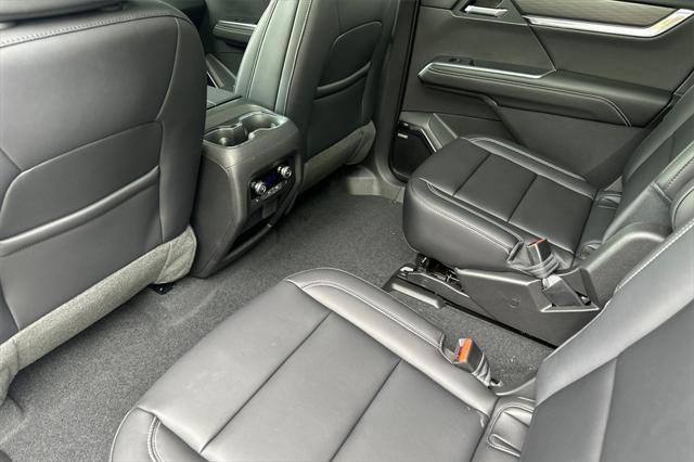 new 2025 GMC Acadia car, priced at $55,034