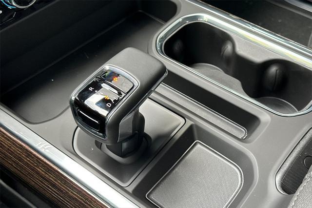 new 2025 GMC Sierra 1500 car, priced at $53,774