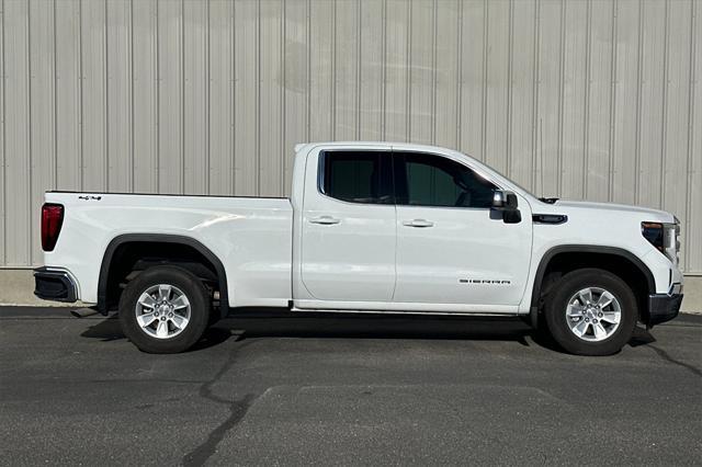 new 2024 GMC Sierra 1500 car, priced at $44,255