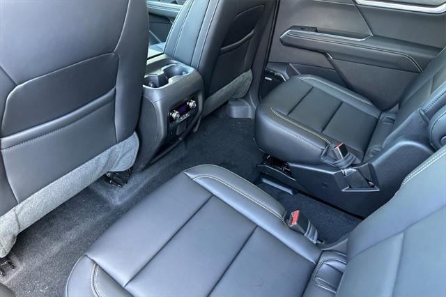 new 2025 GMC Acadia car, priced at $45,054