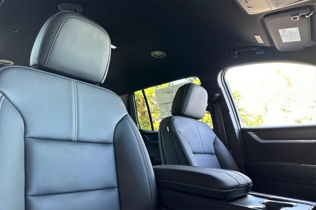 new 2025 GMC Acadia car, priced at $45,624