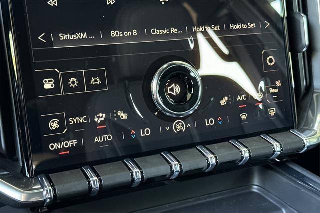 new 2025 GMC Acadia car, priced at $45,624