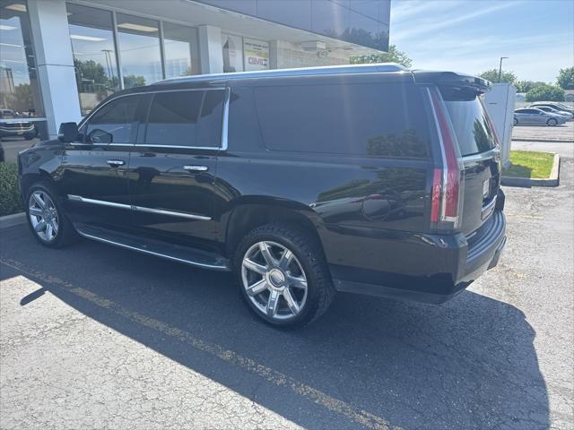 used 2018 Cadillac Escalade ESV car, priced at $39,699