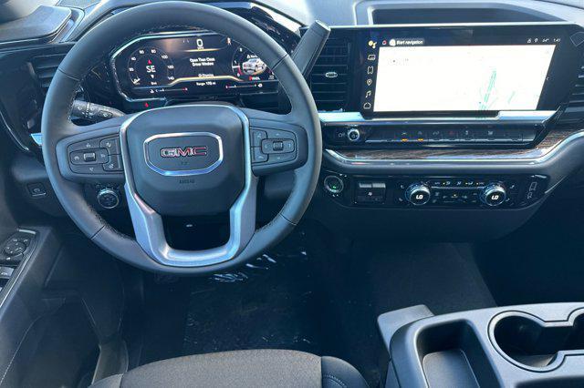 new 2025 GMC Sierra 1500 car, priced at $52,950