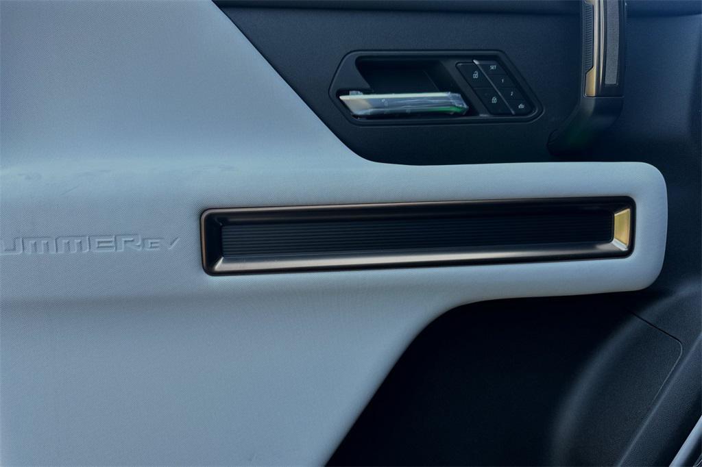 new 2025 GMC HUMMER EV SUV car, priced at $109,984