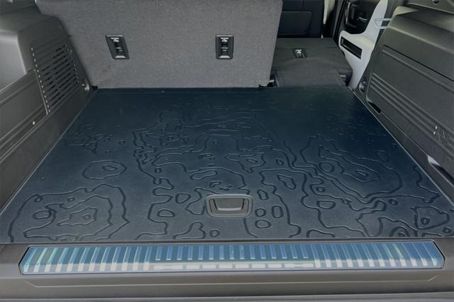 new 2024 GMC HUMMER EV SUV car, priced at $103,023