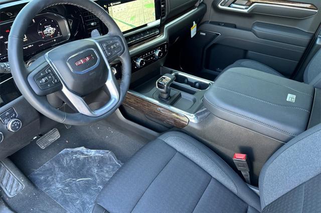 new 2025 GMC Sierra 1500 car, priced at $53,465