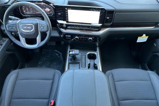 new 2025 GMC Sierra 1500 car, priced at $53,465