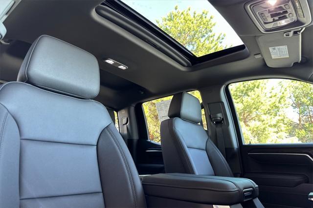 new 2025 GMC Sierra 1500 car, priced at $57,015