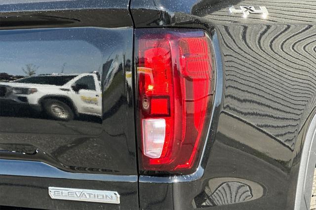 new 2025 GMC Sierra 1500 car, priced at $53,774