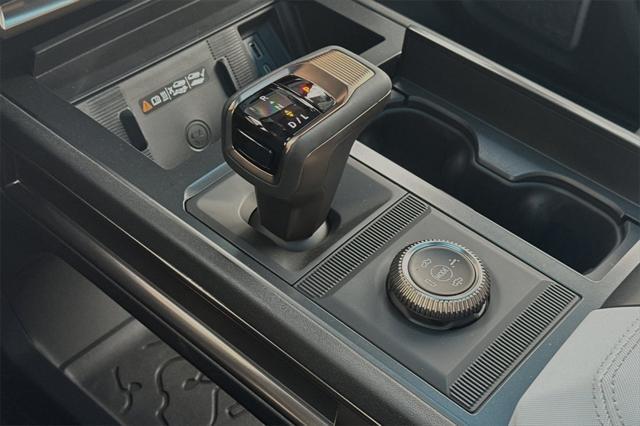 new 2025 GMC HUMMER EV Pickup car, priced at $119,602