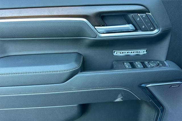 new 2025 GMC Sierra 1500 car, priced at $70,962