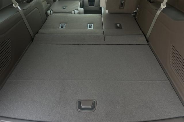 new 2024 GMC Yukon XL car, priced at $89,105