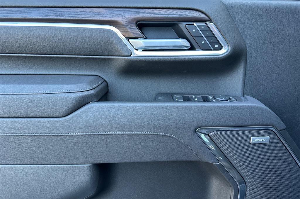new 2025 GMC Sierra 2500 car, priced at $77,138
