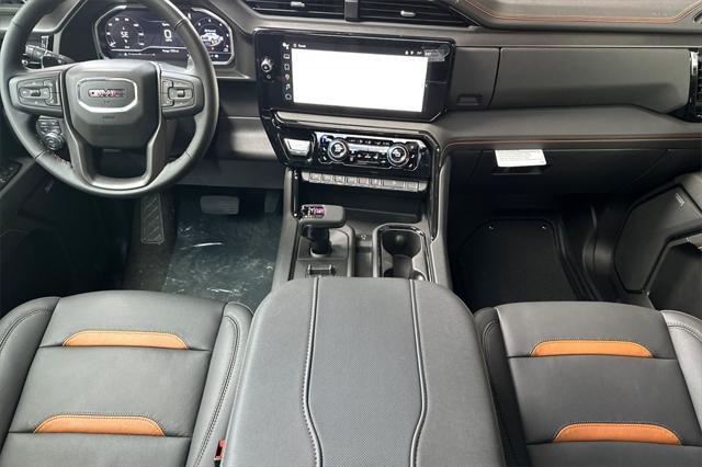 new 2025 GMC Sierra 1500 car, priced at $65,696