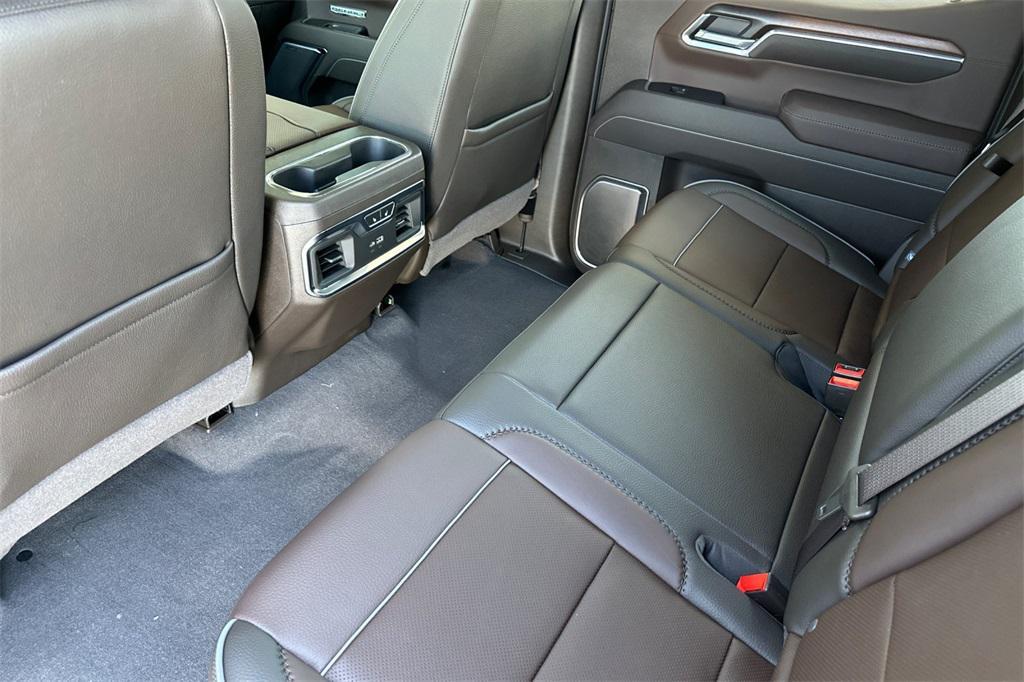 new 2025 GMC Sierra 1500 car, priced at $67,581