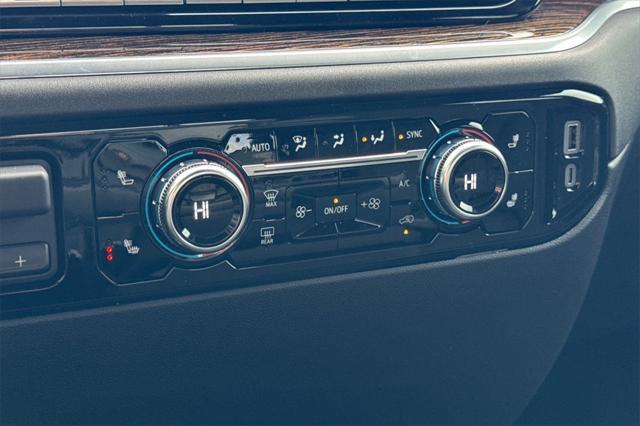 new 2025 GMC Sierra 1500 car, priced at $51,287