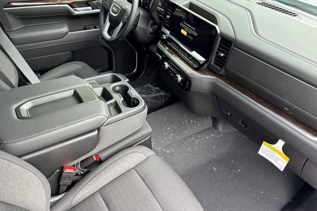new 2025 GMC Sierra 1500 car, priced at $51,287