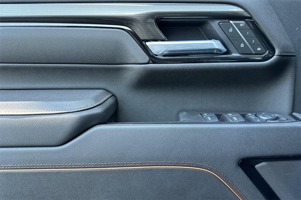 new 2025 GMC Sierra 2500 car, priced at $94,899