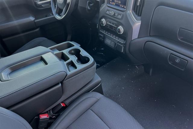 new 2024 GMC Sierra 3500 car, priced at $55,181