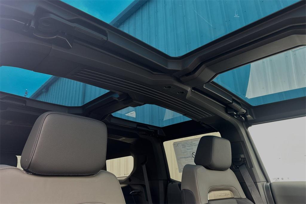new 2025 GMC HUMMER EV SUV car, priced at $110,107