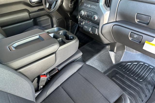 new 2025 GMC Sierra 2500 car, priced at $57,843