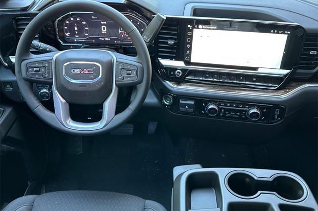 new 2025 GMC Sierra 1500 car, priced at $44,715