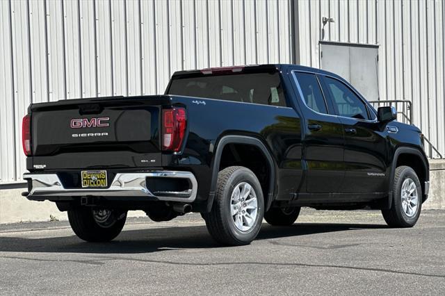 new 2025 GMC Sierra 1500 car, priced at $44,715