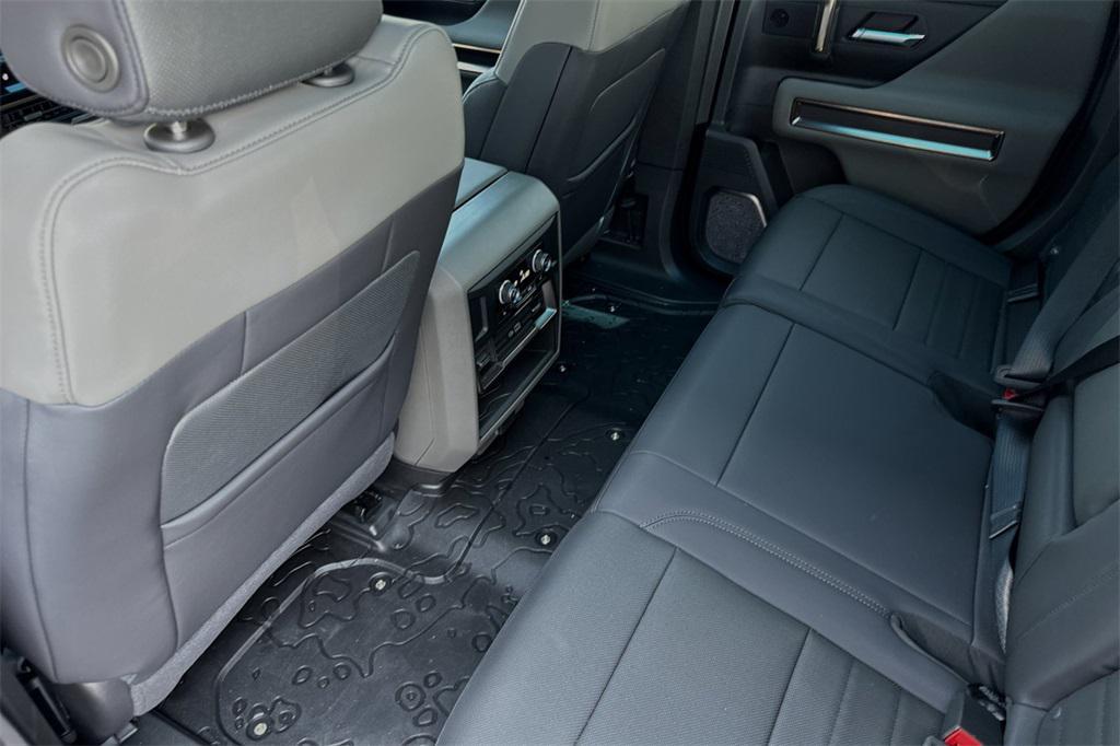 new 2025 GMC HUMMER EV Pickup car, priced at $113,568