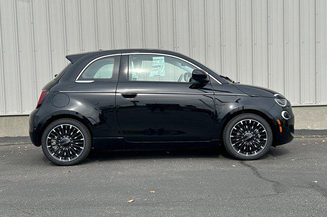 new 2024 FIAT 500e car, priced at $32,999