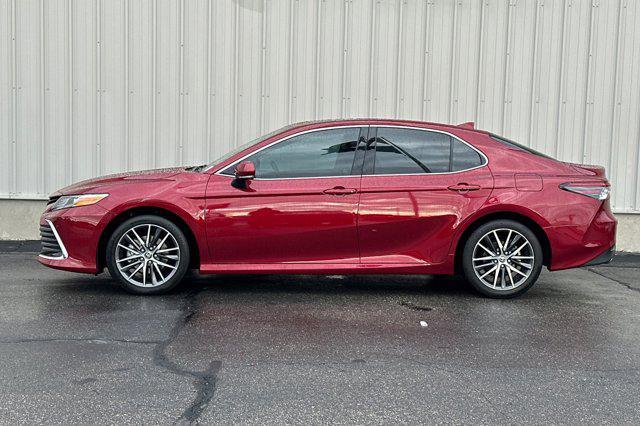 used 2022 Toyota Camry Hybrid car, priced at $28,499