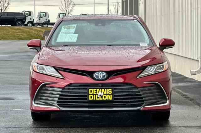 used 2022 Toyota Camry Hybrid car, priced at $28,499