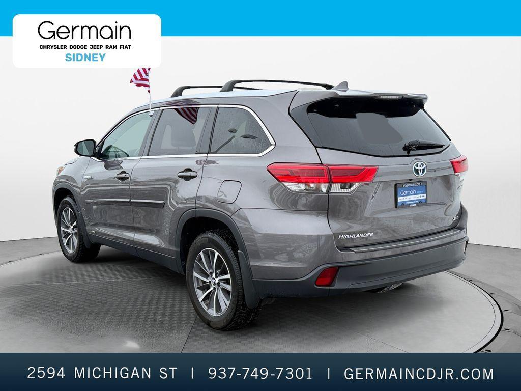 used 2019 Toyota Highlander Hybrid car, priced at $30,989