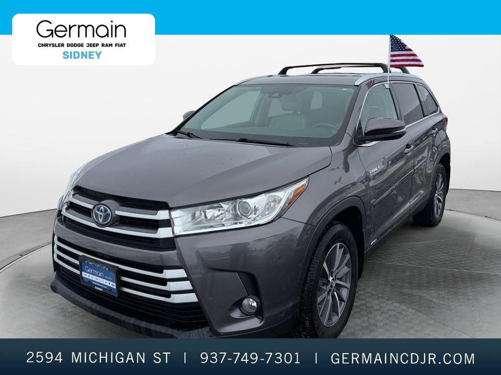 used 2019 Toyota Highlander Hybrid car, priced at $30,989