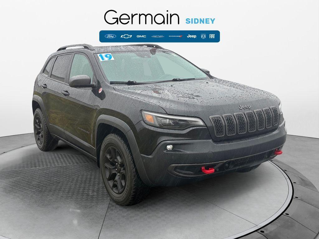 used 2019 Jeep Cherokee car, priced at $19,999