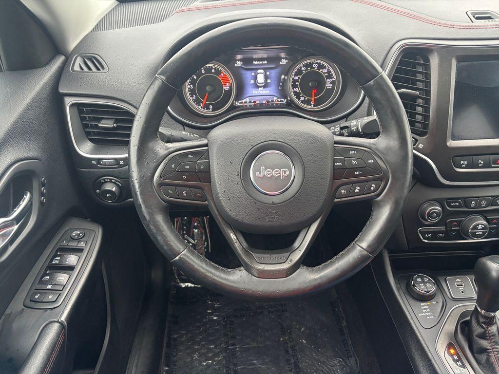 used 2019 Jeep Cherokee car, priced at $19,999