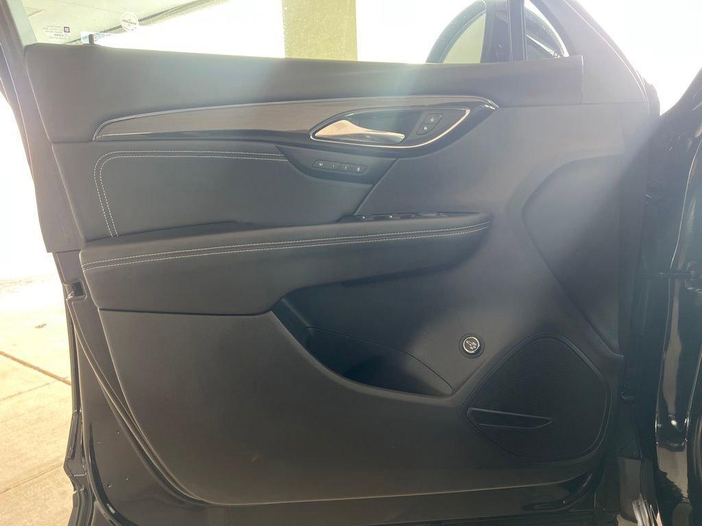 used 2021 Buick Envision car, priced at $22,817