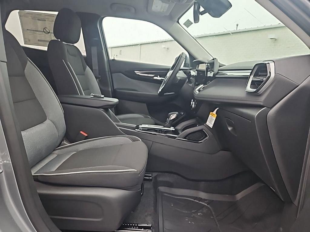 new 2024 Chevrolet TrailBlazer car, priced at $31,180