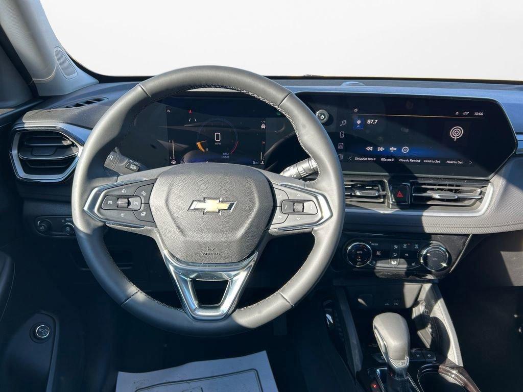 new 2025 Chevrolet TrailBlazer car, priced at $29,755