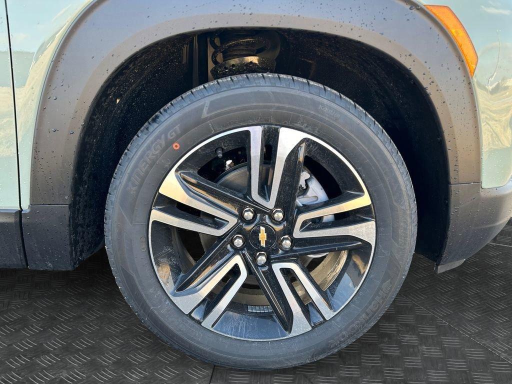 new 2025 Chevrolet TrailBlazer car, priced at $29,755