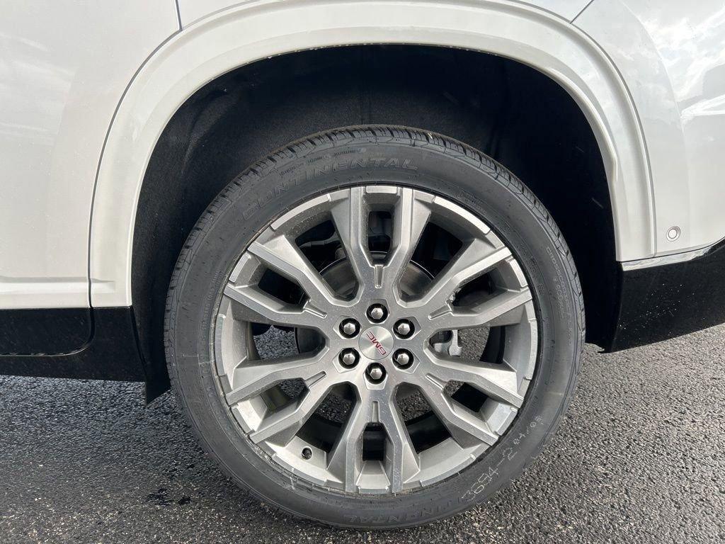 new 2025 GMC Acadia car, priced at $65,210
