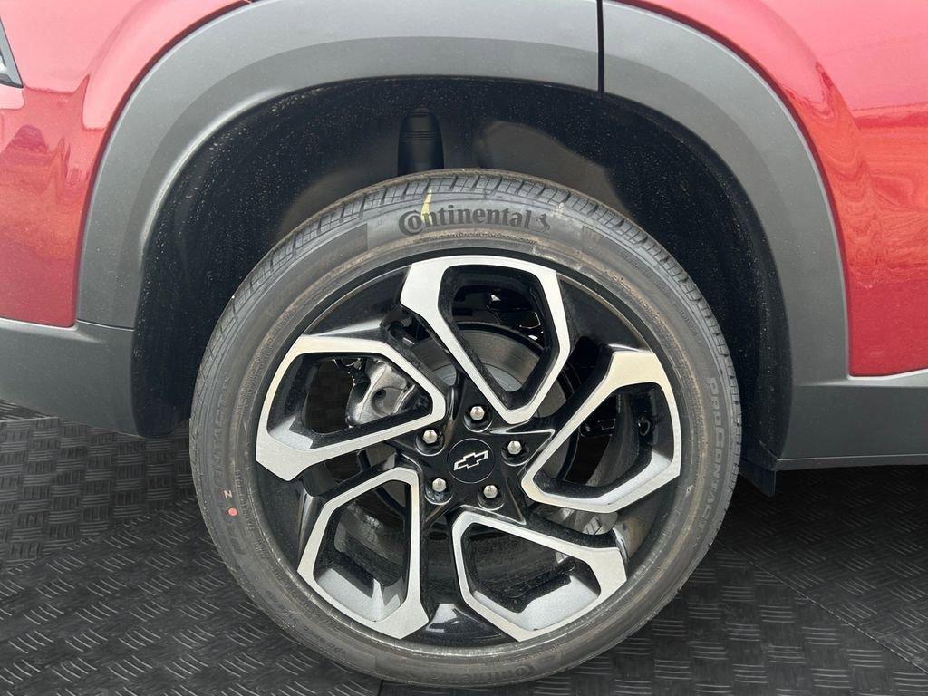 new 2025 Chevrolet Trax car, priced at $27,085