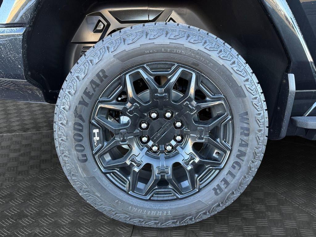 new 2025 GMC HUMMER EV Pickup car, priced at $96,690