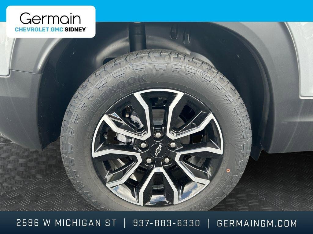 new 2025 Chevrolet TrailBlazer car, priced at $33,180
