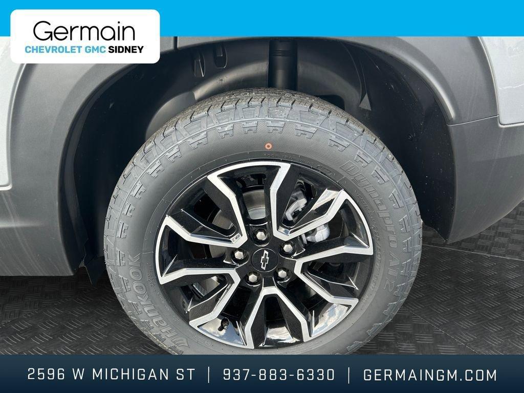 new 2025 Chevrolet TrailBlazer car, priced at $33,180