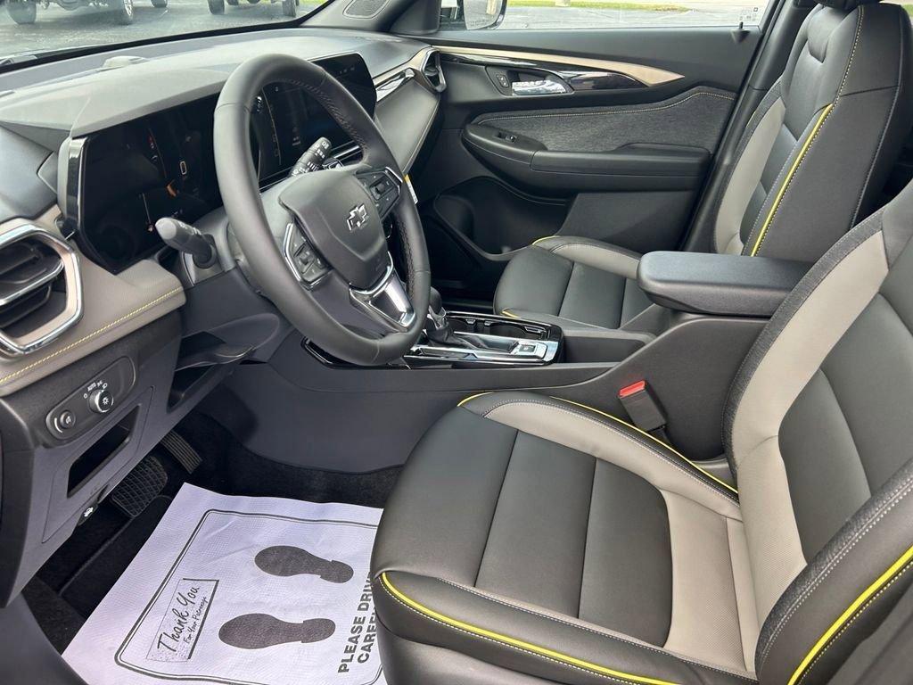 new 2025 Chevrolet TrailBlazer car, priced at $33,180