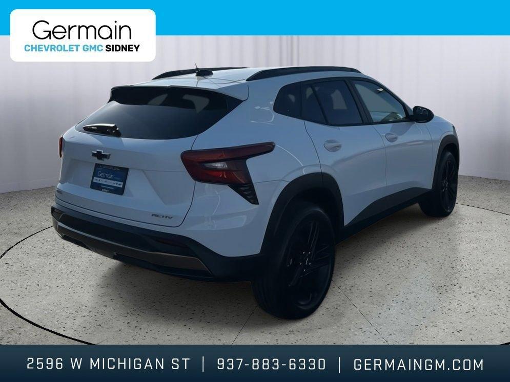 new 2025 Chevrolet Trax car, priced at $26,590