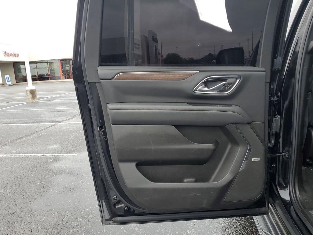 used 2023 Chevrolet Suburban car, priced at $65,990