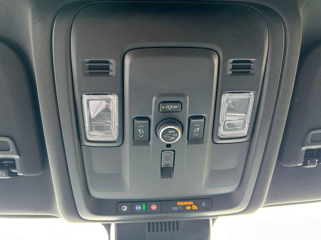 new 2025 Chevrolet Suburban car, priced at $86,405